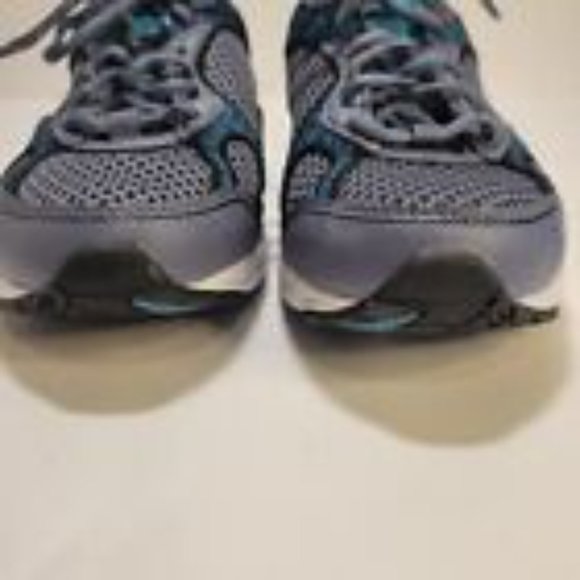 Fila Women Size 6 Gray and Turquoise Running Breathable Sneaker - Picture 8 of 8